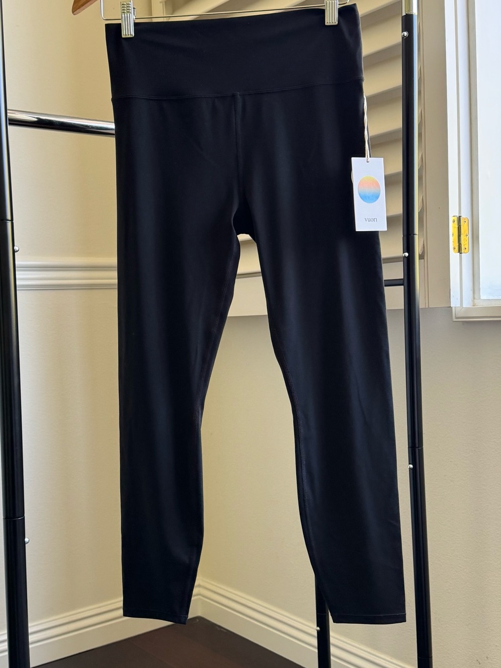 Vuori all the feels legging Black Large New with Tags